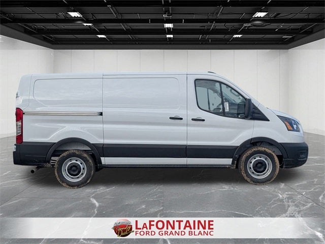 2026 Ford Transit-150 xl