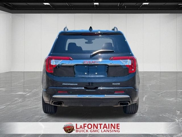 2023 GMC Acadia Denali