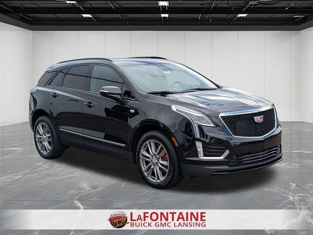 2025 Cadillac XT5 Sport