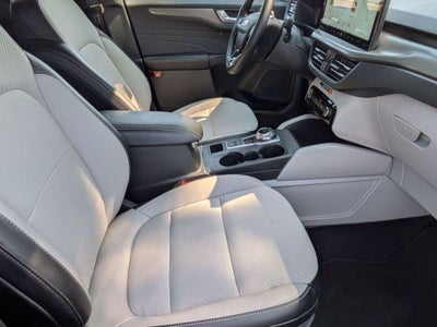 2025 Ford Escape Plug-In Hybrid Base