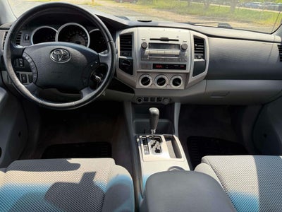 2011 Toyota Tacoma Base V6