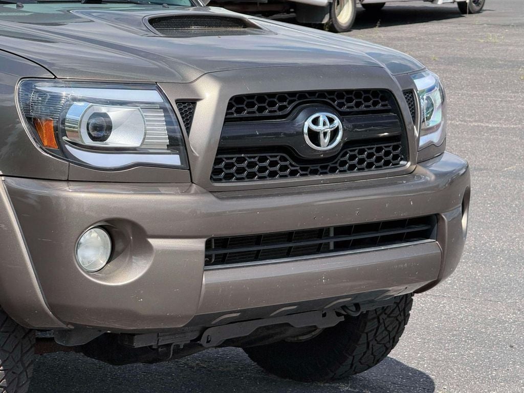 2011 Toyota Tacoma Base V6