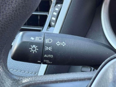 2022 Toyota Camry Hybrid LE