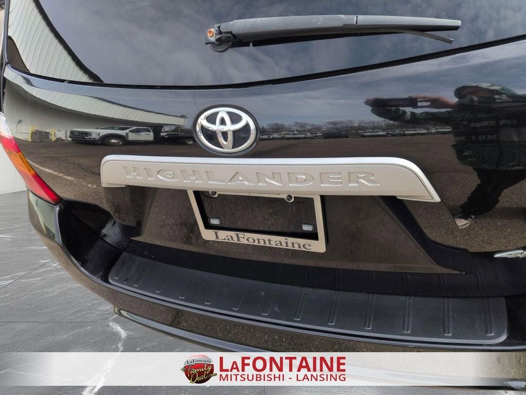 2010 Toyota Highlander Base