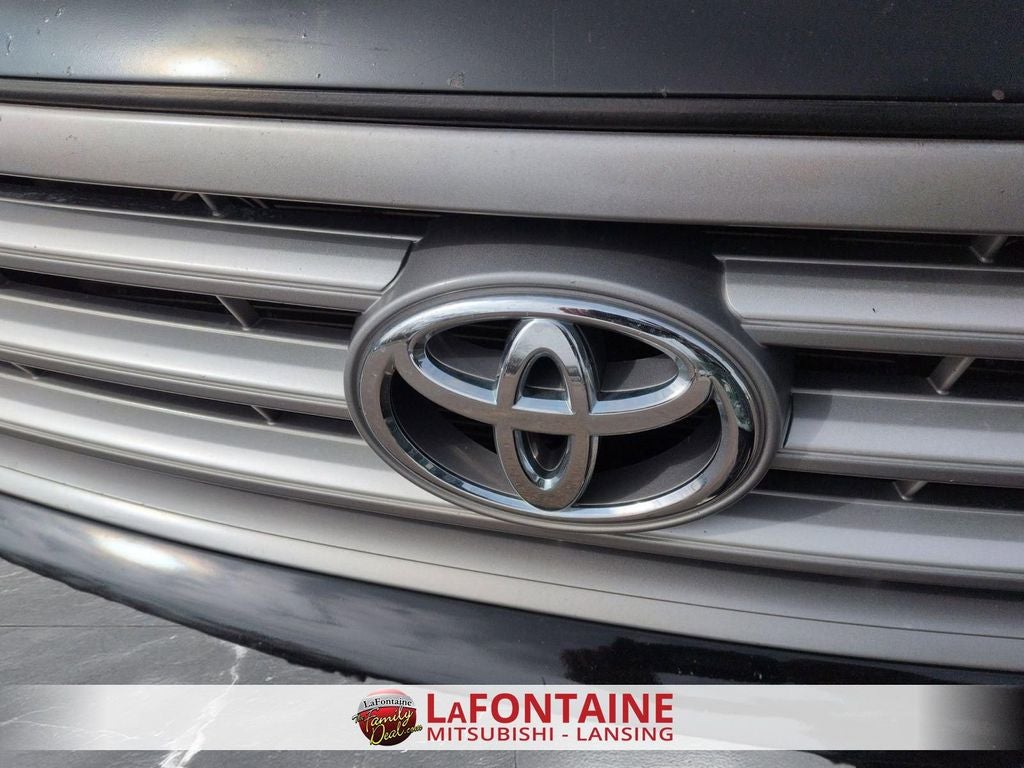 2010 Toyota Highlander Base