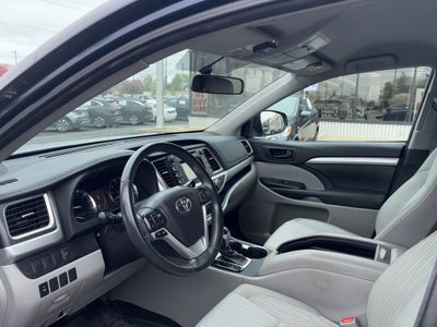2015 Toyota Highlander LE Plus V6