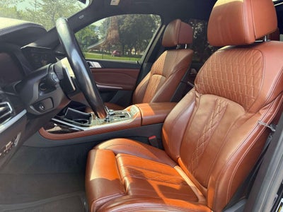 2021 BMW X7 M50i