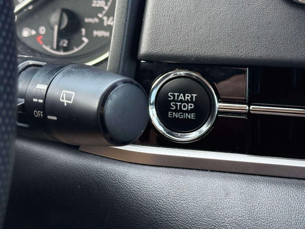 2024 Mitsubishi Outlander SE Black Edition