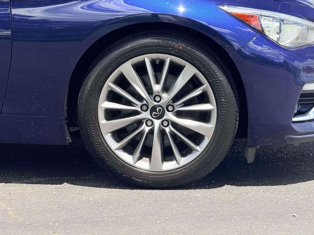 2023 INFINITI Q50 LUXE