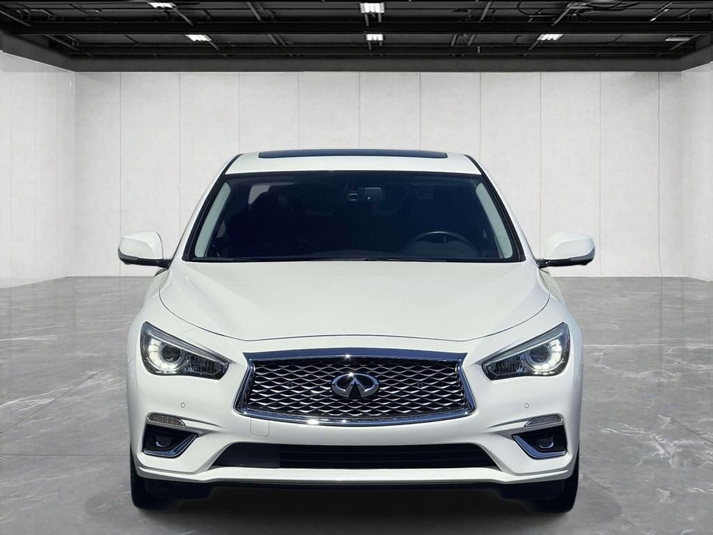 2023 INFINITI Q50 LUXE