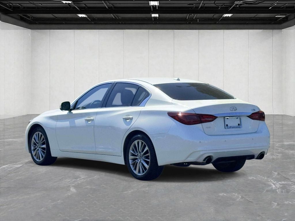 2023 INFINITI Q50 LUXE