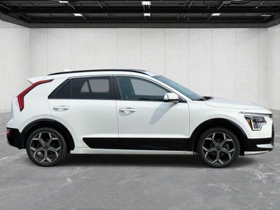 2023 Kia Niro SX Touring