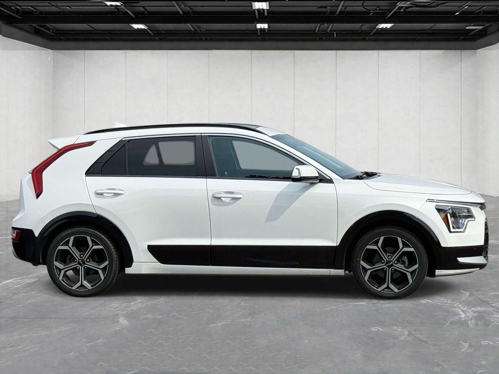 2023 Kia Niro SX Touring