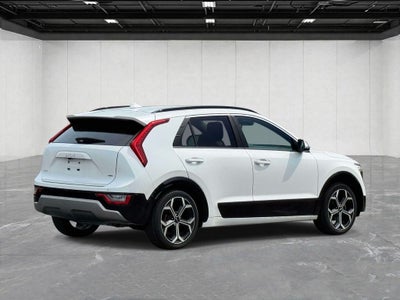 2023 Kia Niro SX Touring