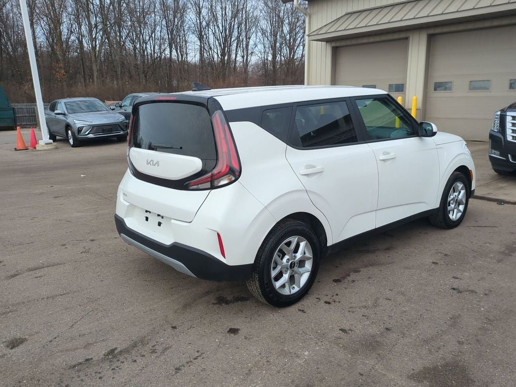 2025 Kia Soul LX