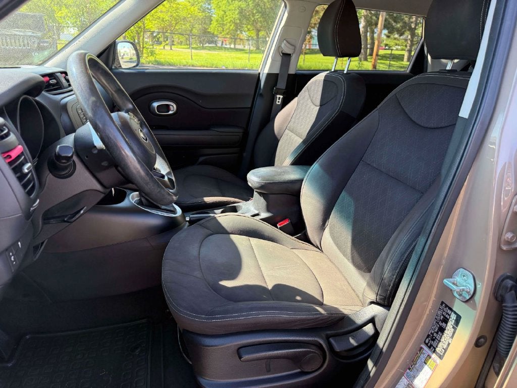 2015 Kia Soul Base