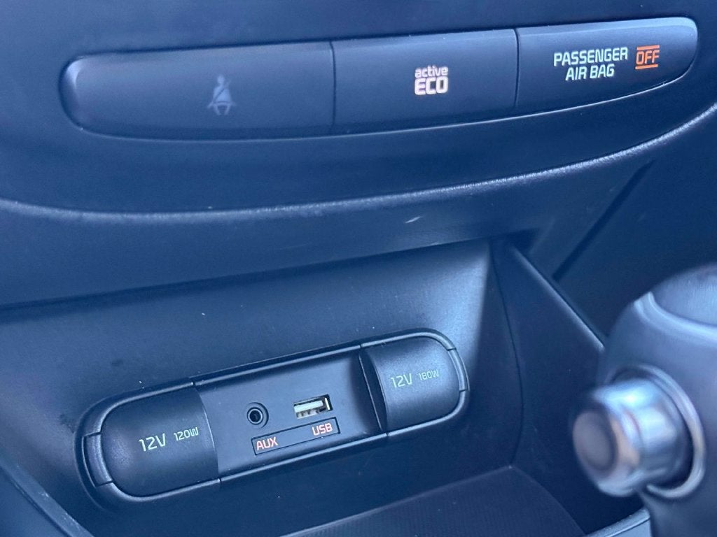 2015 Kia Soul Base
