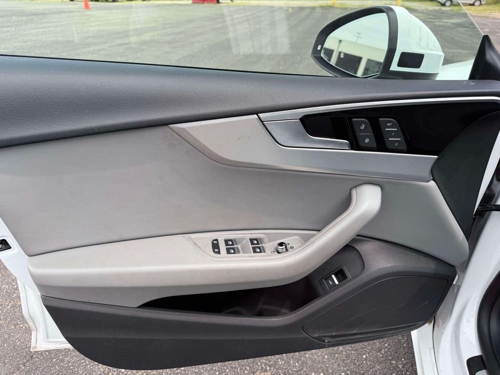 2025 Audi A5 Sportback 45 S line Premium quattro