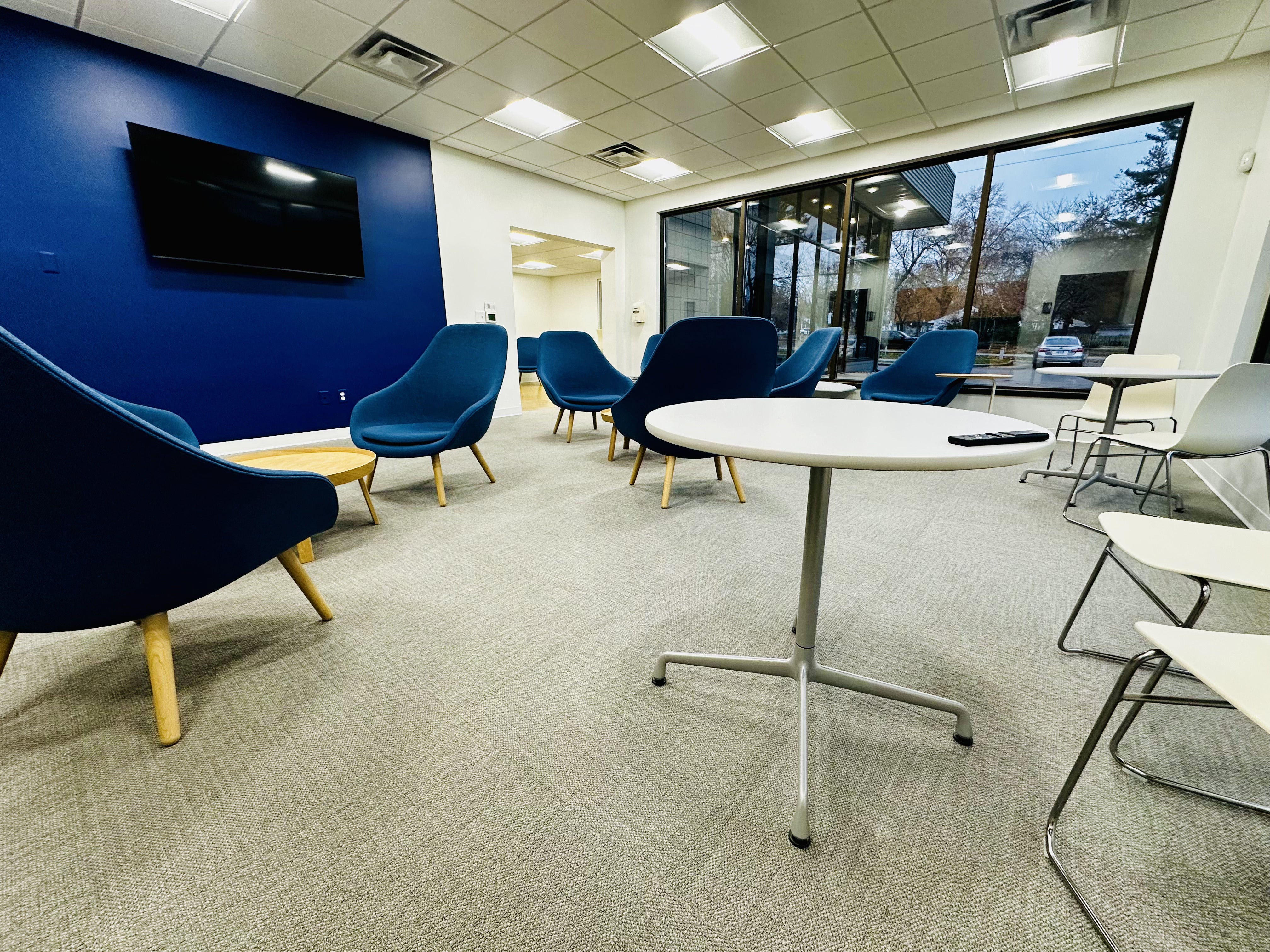  Elite Commercial Service Center Facility at LaFontaine Ford Lansing in Lansing MI